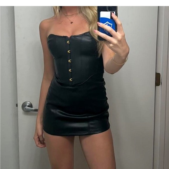 Urban outfitters black strapless corset dress - Picture 2 of 5